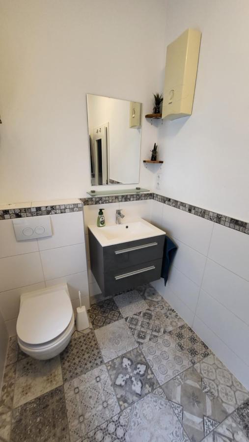 Ferienwohnung An Der Mosel Konz Exterior photo